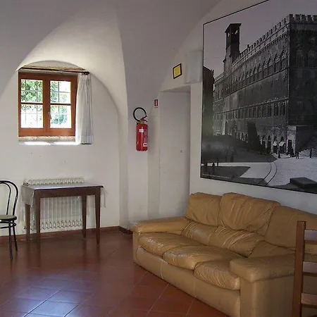 Giardino Hostel